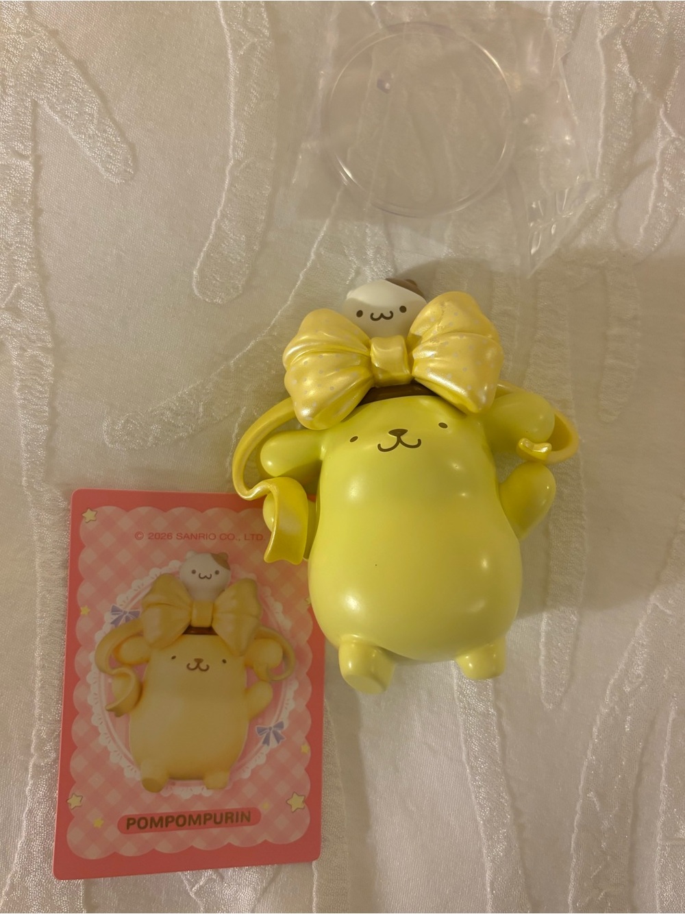 Hello Kitty Fiends Heartfelt Bow Figure Pompompurin